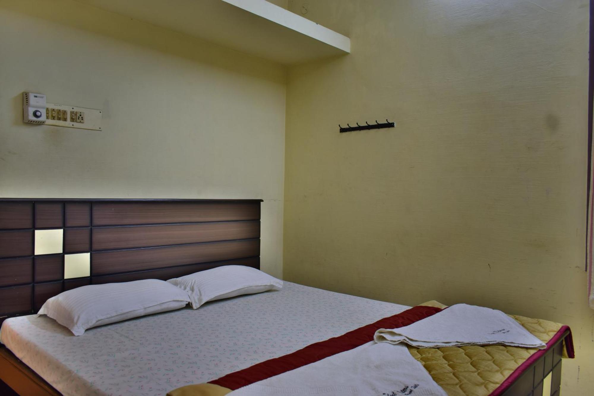 Silent Waters Resorts Yelagiri Εξωτερικό φωτογραφία